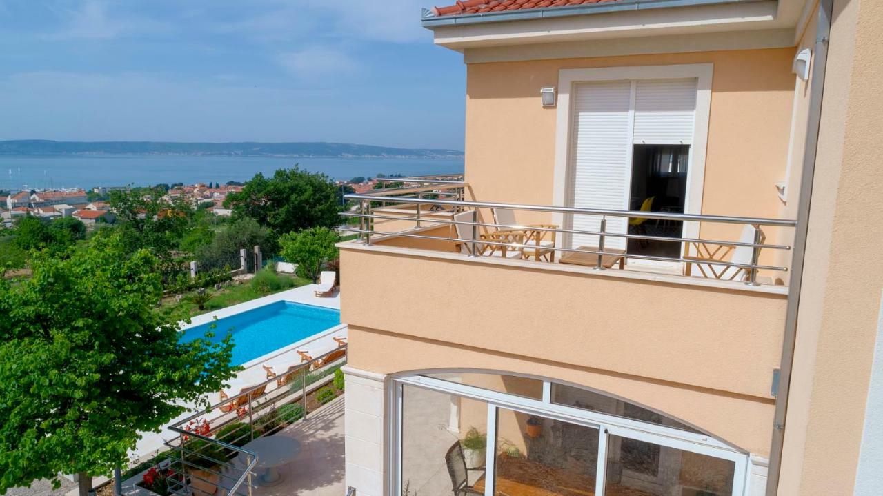 Luxury Villa Castrum Kastela Exterior photo