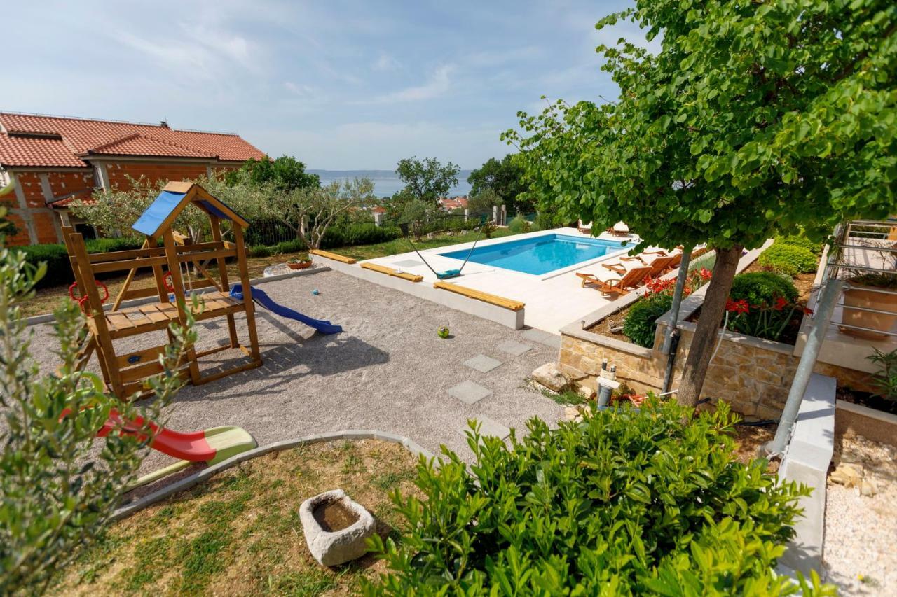 Luxury Villa Castrum Kastela Exterior photo