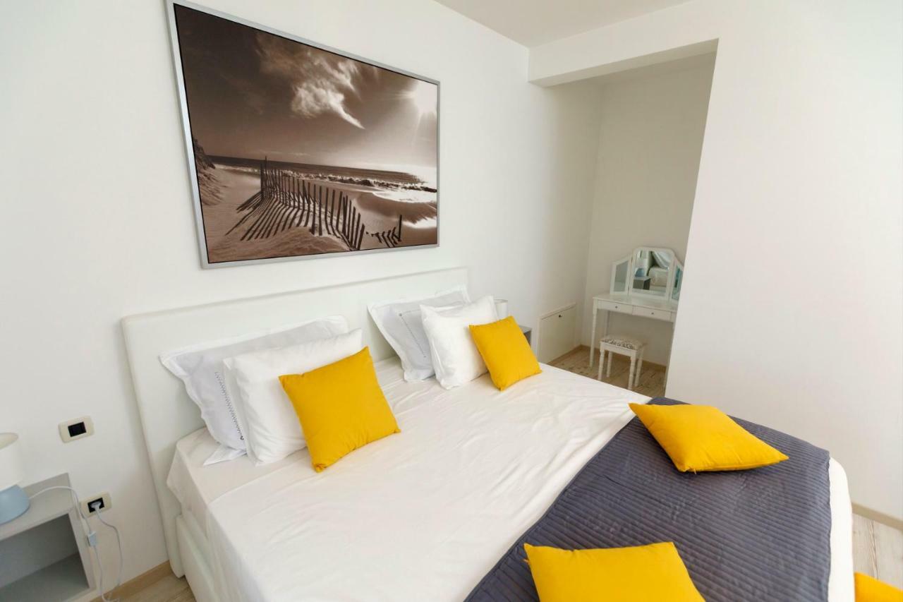 Luxury Villa Castrum Kastela Exterior photo